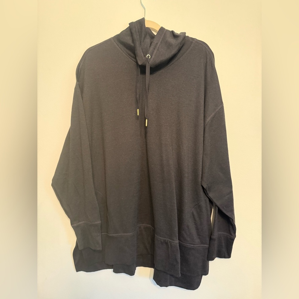 Old Navy Sweatshirt